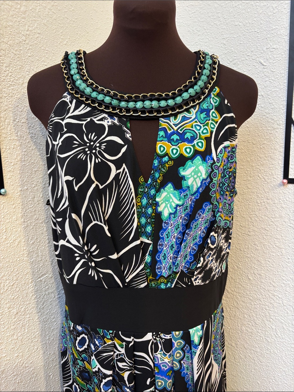 RN Studio By Ronnie Nicole embellished beaded black and teal floral maxi Size 14 - Picture 4 of 17